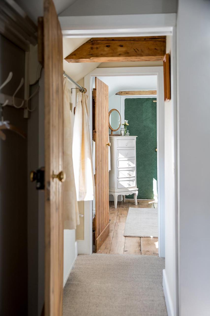 The Cottage And The Nook Gretton  ภายนอก รูปภาพ