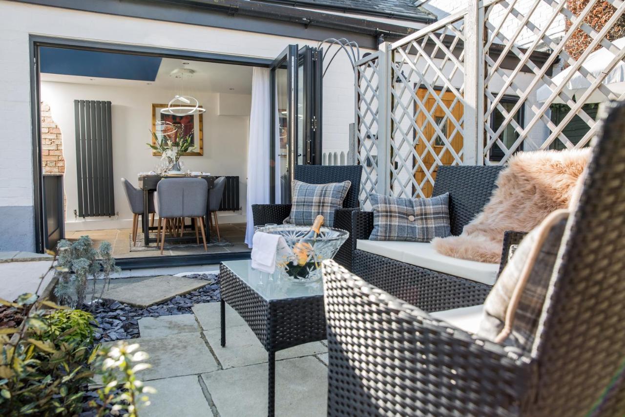 The Cottage And The Nook Gretton  ภายนอก รูปภาพ
